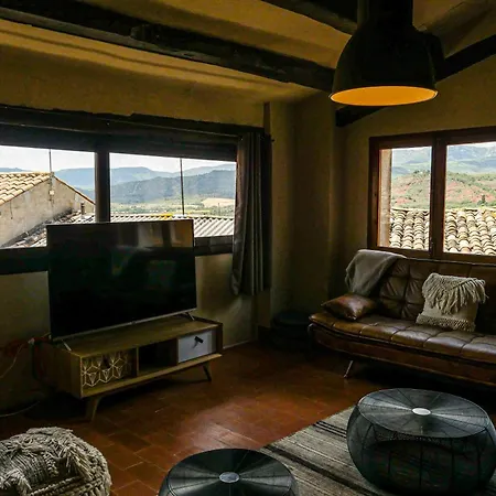 Holiday home L'amagatall De Talarn, Casa Per A Compartir *